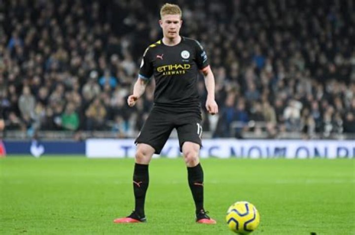 How tall is Kevin De Bruyne ·
